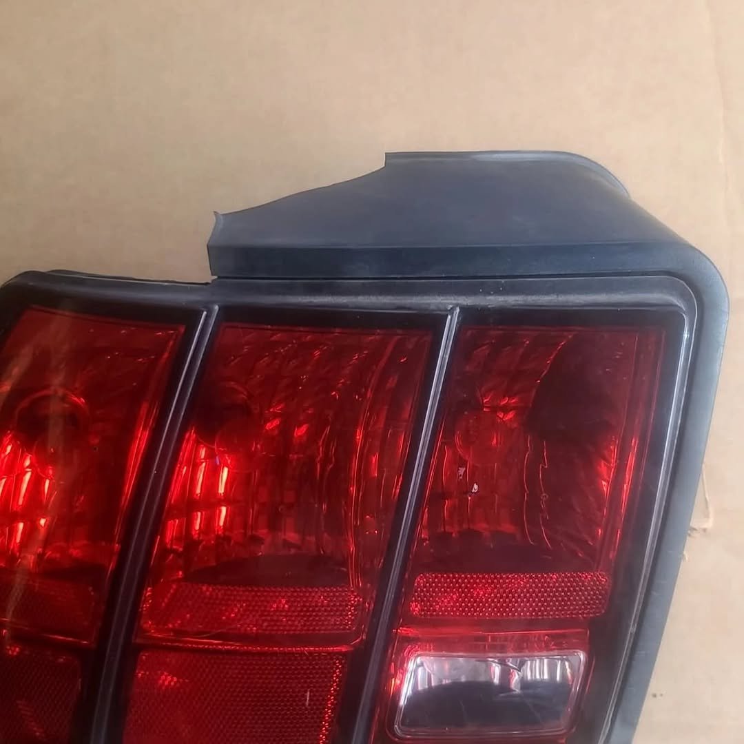 Ford Mustang Left Side Scoop 1999-2004 - Image 4