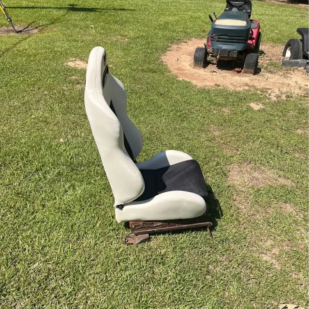 Ford Mustang Racing Seats Pair - Image 2