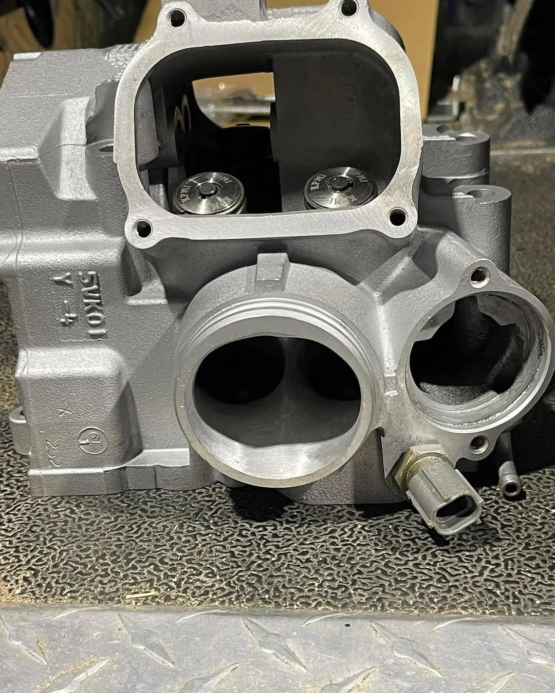 Yamaha Raptor 700 Dual Port Cylinder Head - Ported with +2 Valves - Image 2