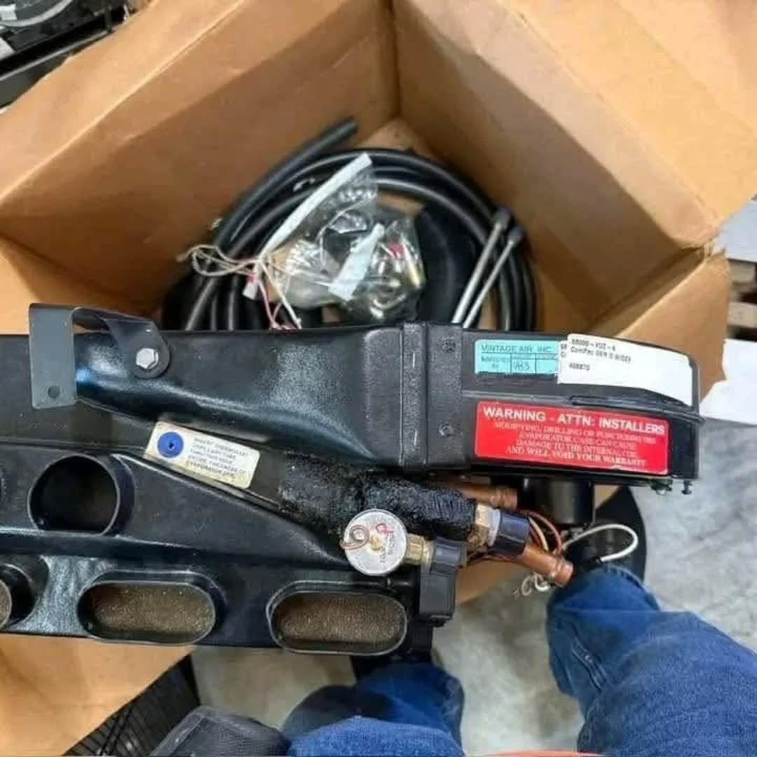 Ford Mustang AC Unit for 1967-1971 Models - Image 4