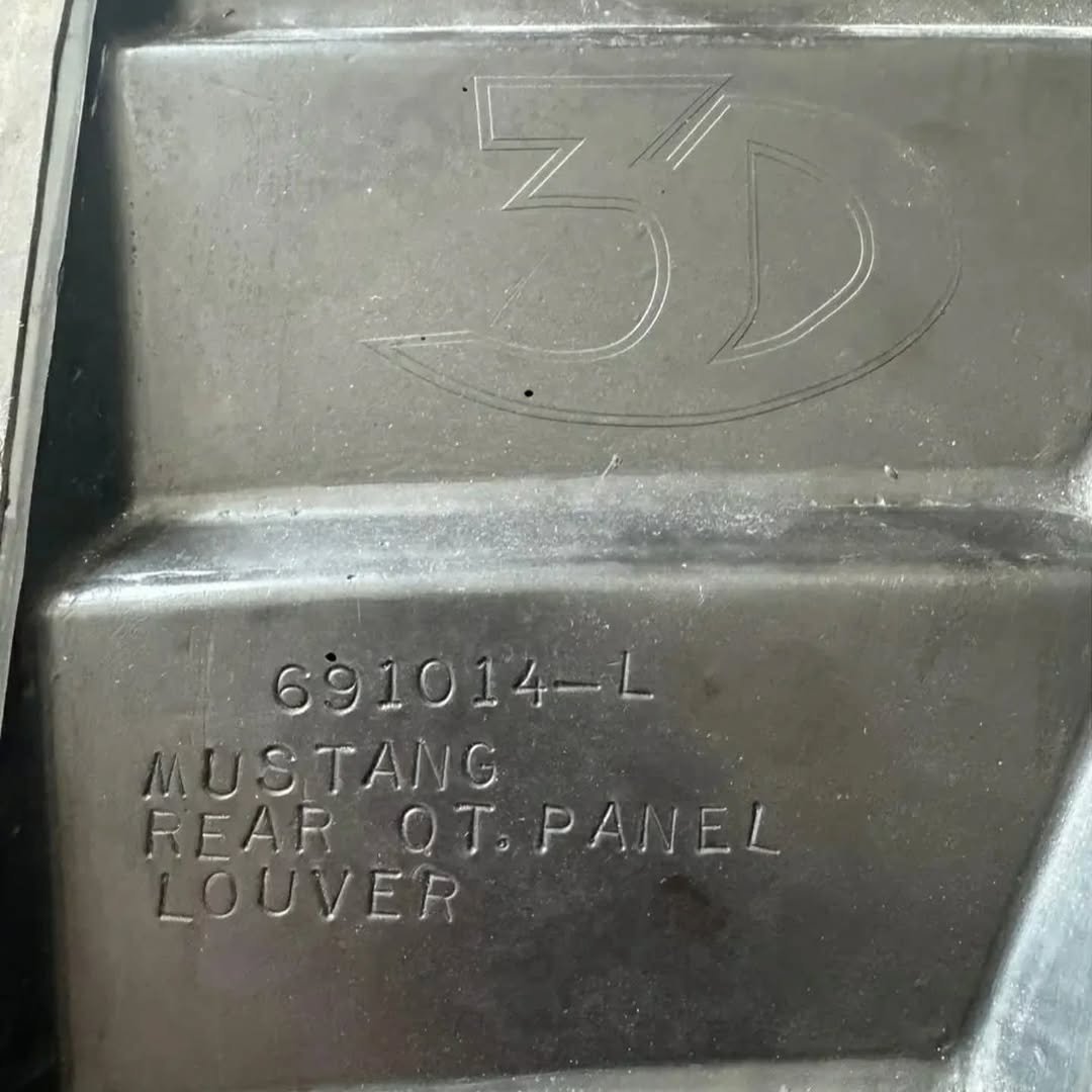 Sonic Blue Ford Mustang Louvers - Image 4