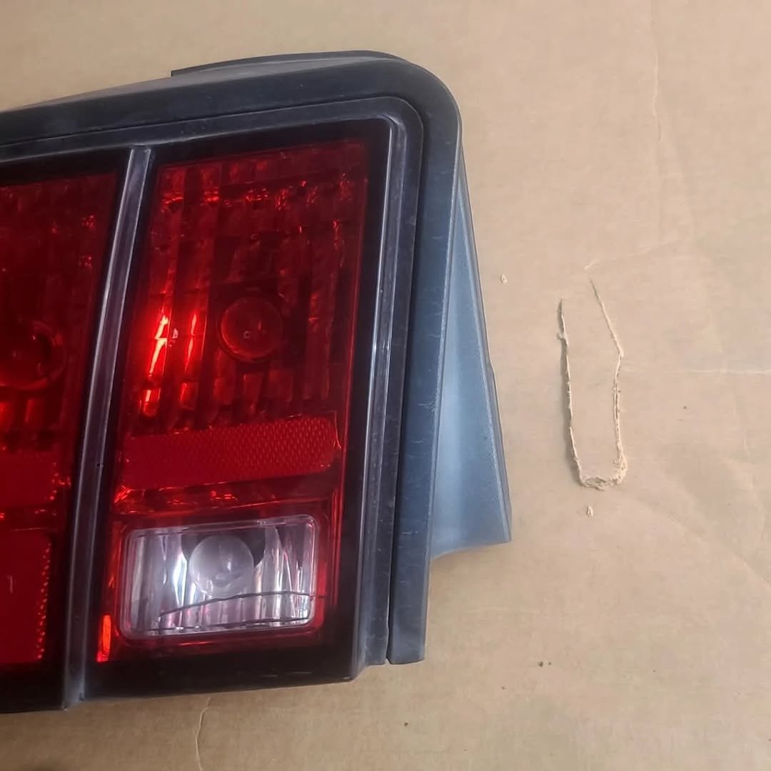 Ford Mustang Left Side Scoop 1999-2004 - Image 2