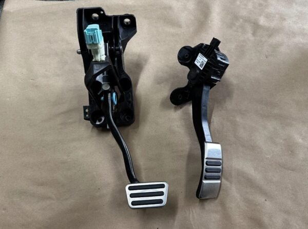 2018-2023 Ford Mustang GT Automatic Brake Pedal Assembly