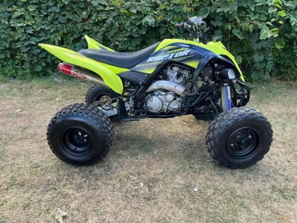 Yamaha Raptor 700 Custom Graphics Kit - Black White Blue