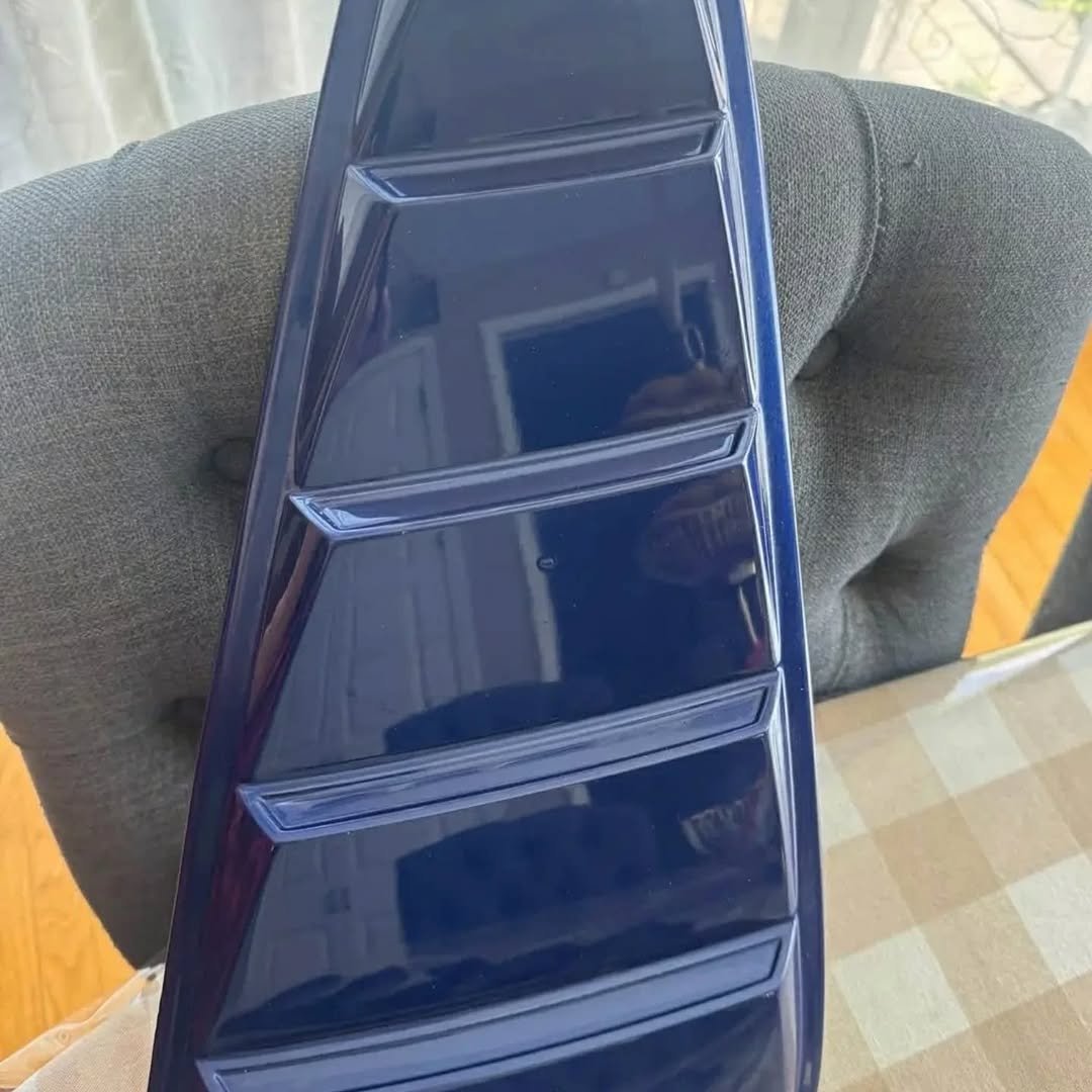 Sonic Blue Ford Mustang Louvers