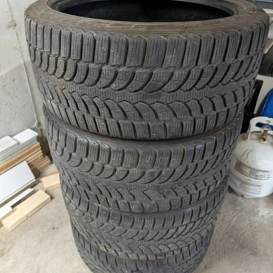 Used Staggered Tires for Ford Mustang - Image 7