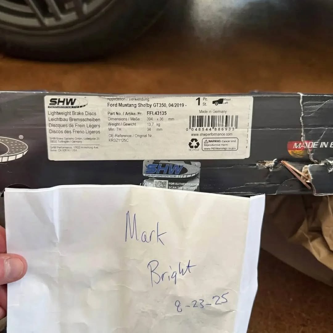 Ford Mustang GT350R Front Calipers and Rotors Set - Image 5