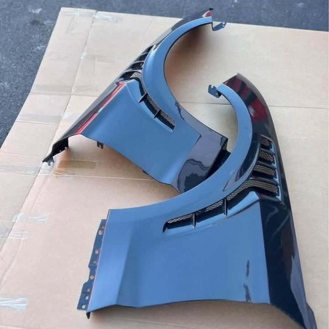 Ford Mustang Full Carbon Fiber Fenders (2016+) - Image 8