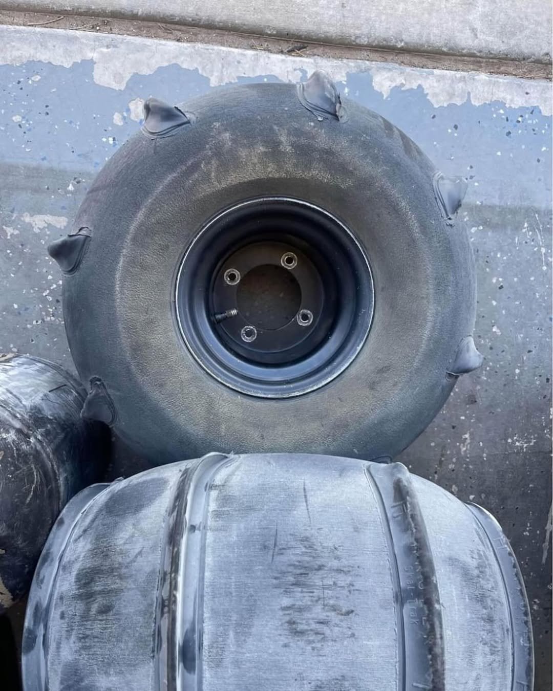 Skat-Trak Paddle Tire for Yamaha YFZ 450 - 21x12x8 - Image 2