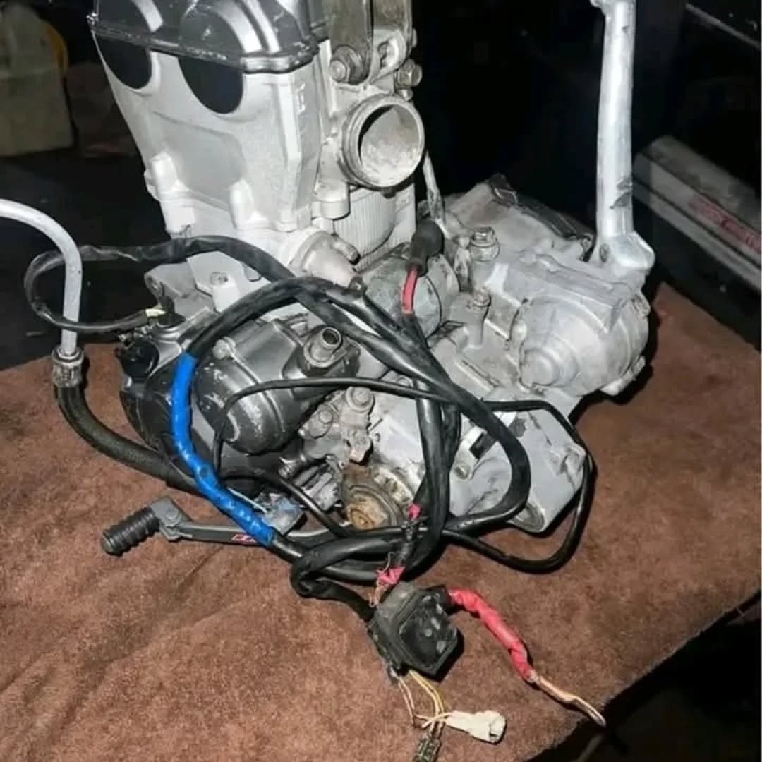 2004-2008 Yamaha YFZ450 Engine Motor - Image 3