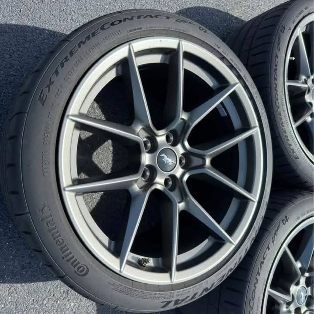 Ford Mustang Dark Horse Handling Pack Wheels with Tires - Image 4