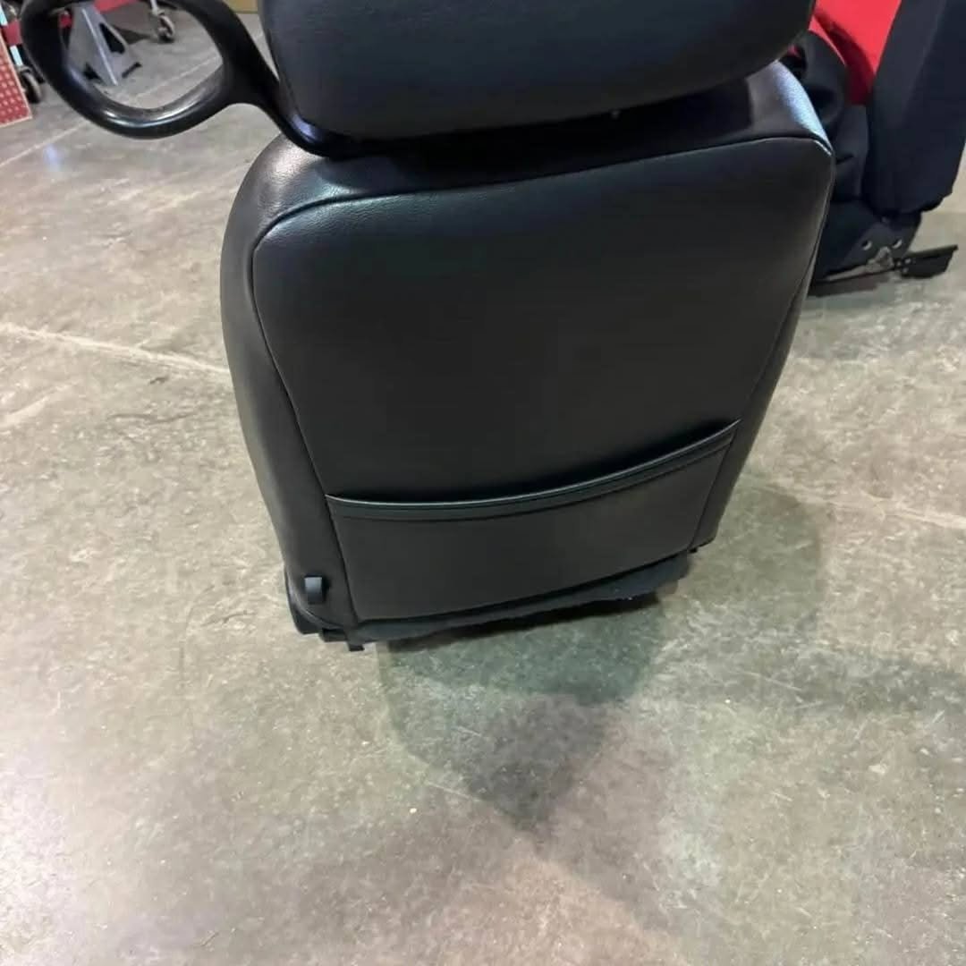 Ford Mustang 01-04 Power Seats Set of Two - Image 6