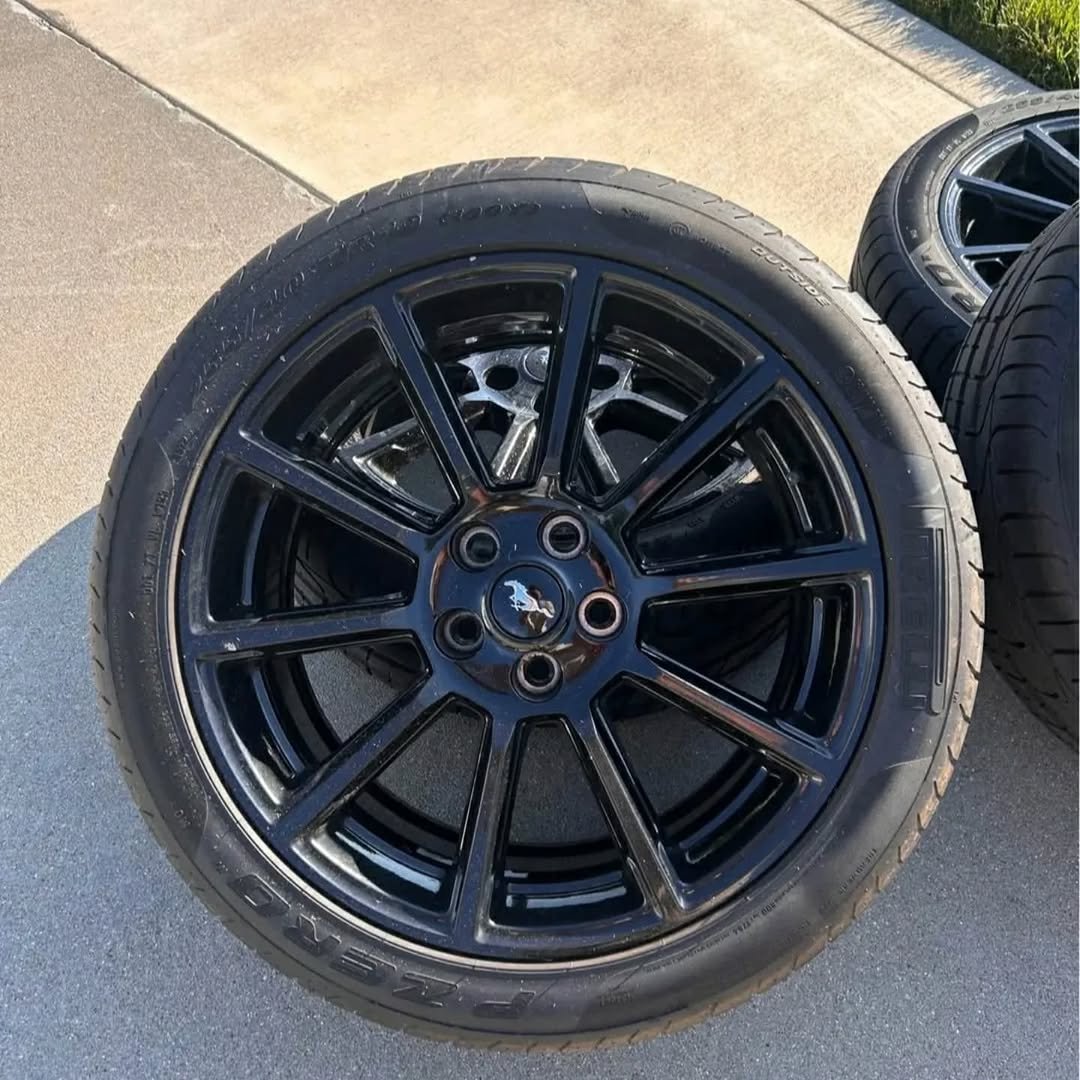Ford Mustang Wheels with Pirelli PZero Tires - Image 2