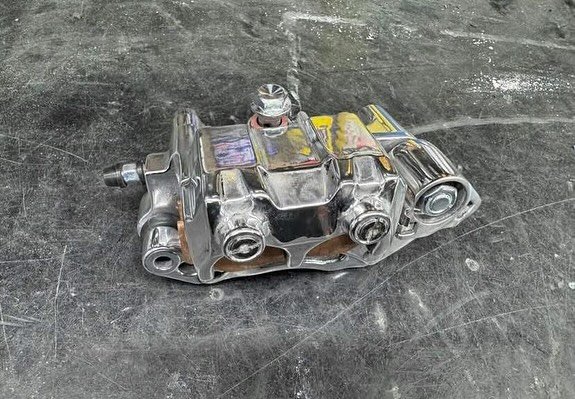 Rebuilt Polished Rear Brake Caliper for Yamaha Raptor/Banshee with New Pads and Billet Blockoff Plate