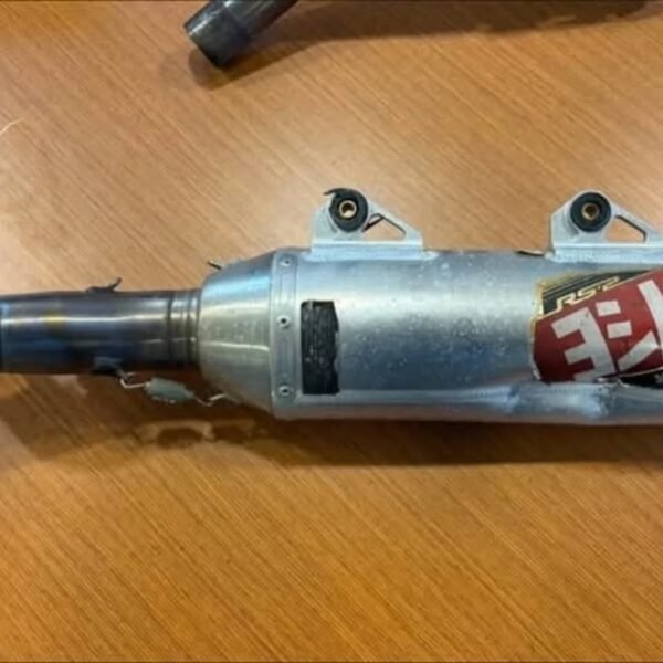 YFZ450R Yoshimura RS-2 Full Exhaust System - Good Condition