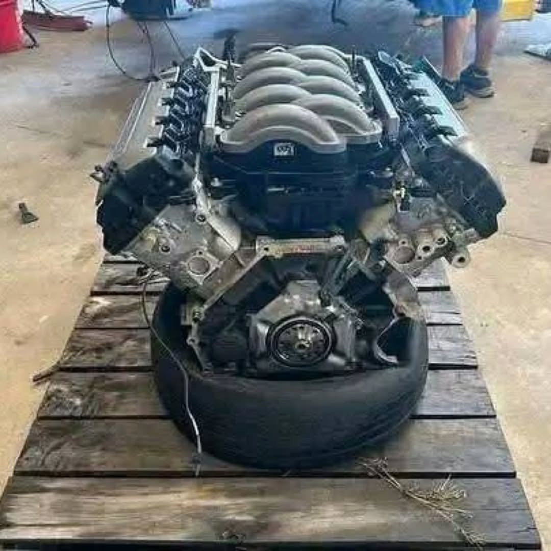 2011-2014 Ford Mustang GT Coyote 5.0L Engine - Image 2