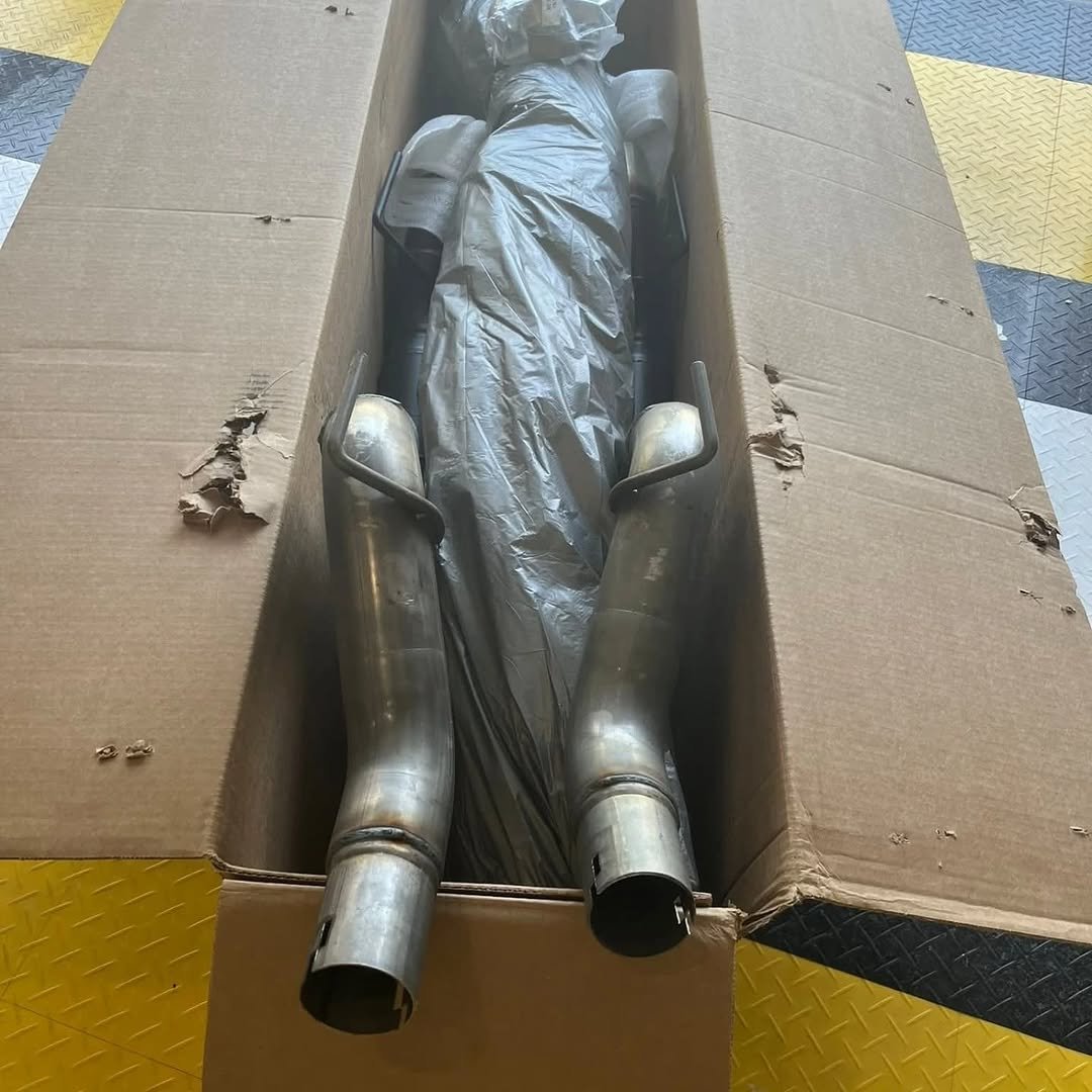 Ford Mustang Flowmaster Outlaw Axle Back Exhaust 2018-2023 GT