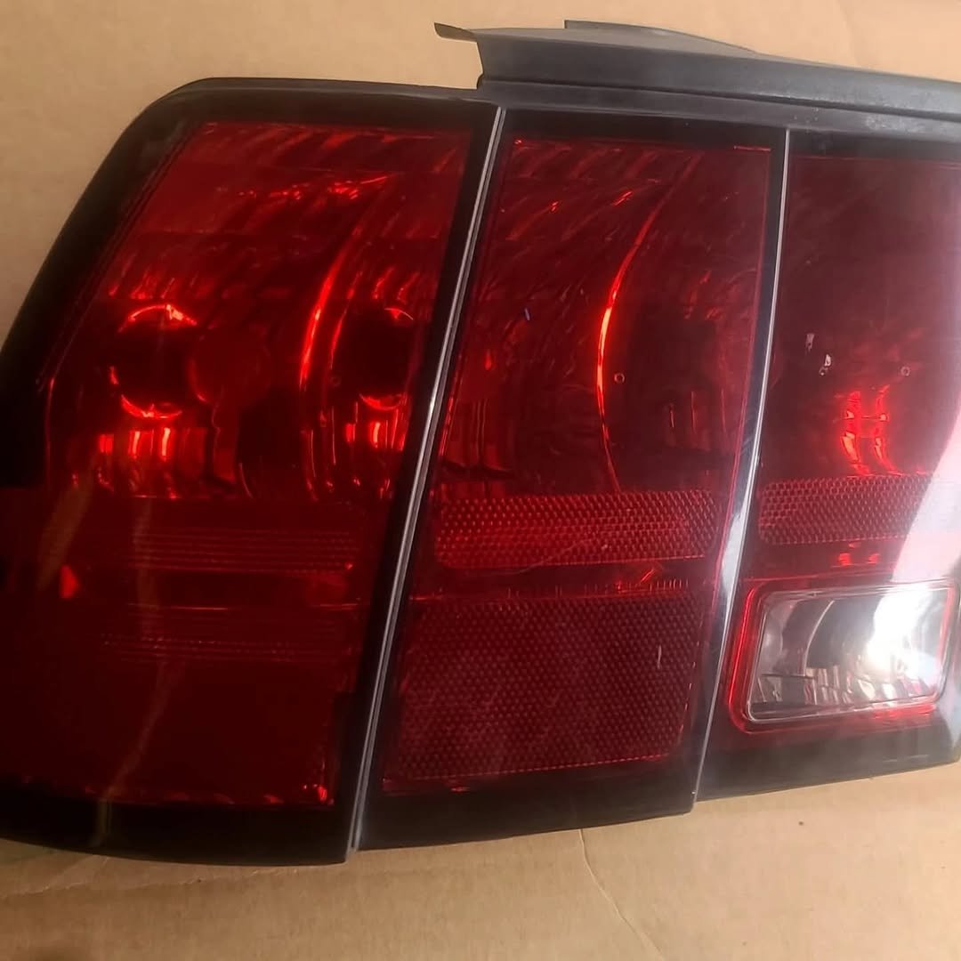 Ford Mustang Left Side Scoop 1999-2004 - Image 3