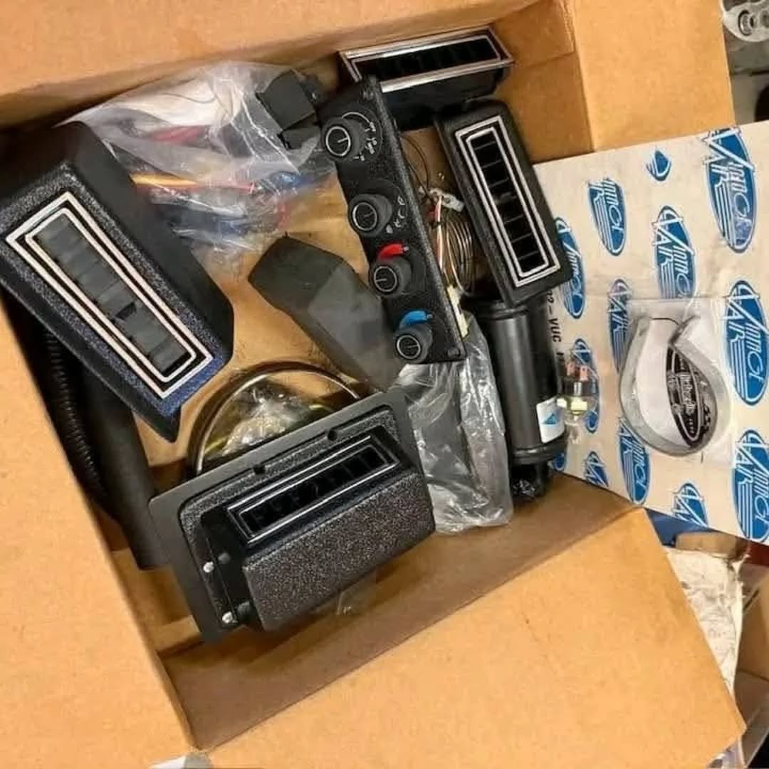 Ford Mustang AC Unit for 1967-1971 Models