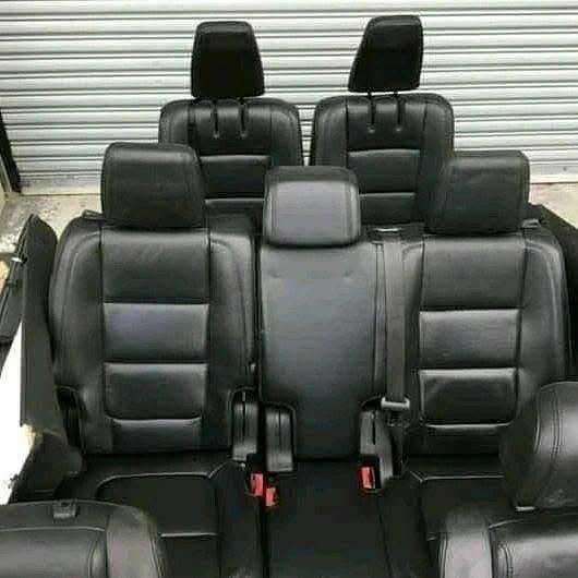 2011-2012 Ford Mustang Interior Set