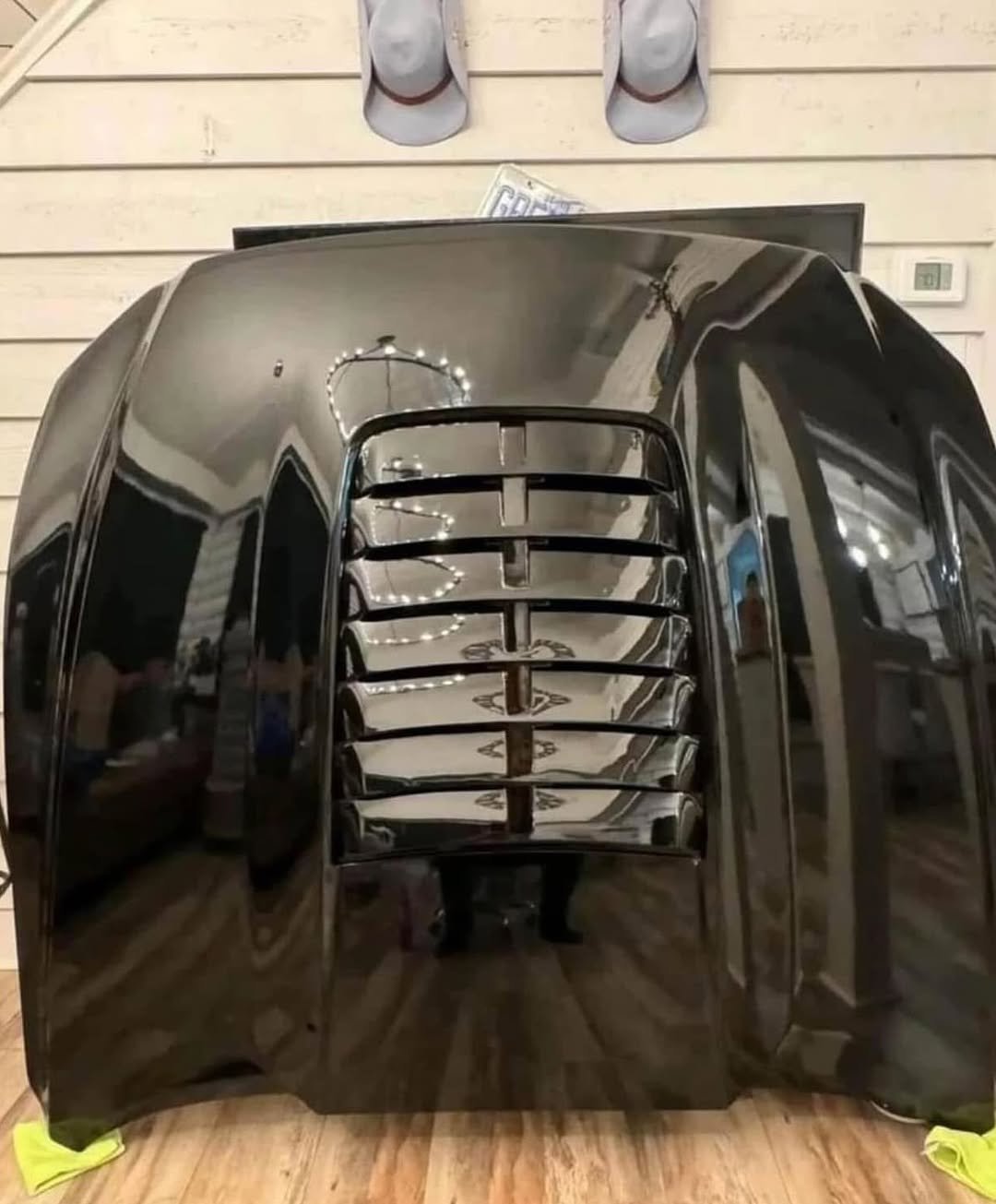 2015-2017 Ford Mustang GT Cervini GT500 Style Hood - Image 3