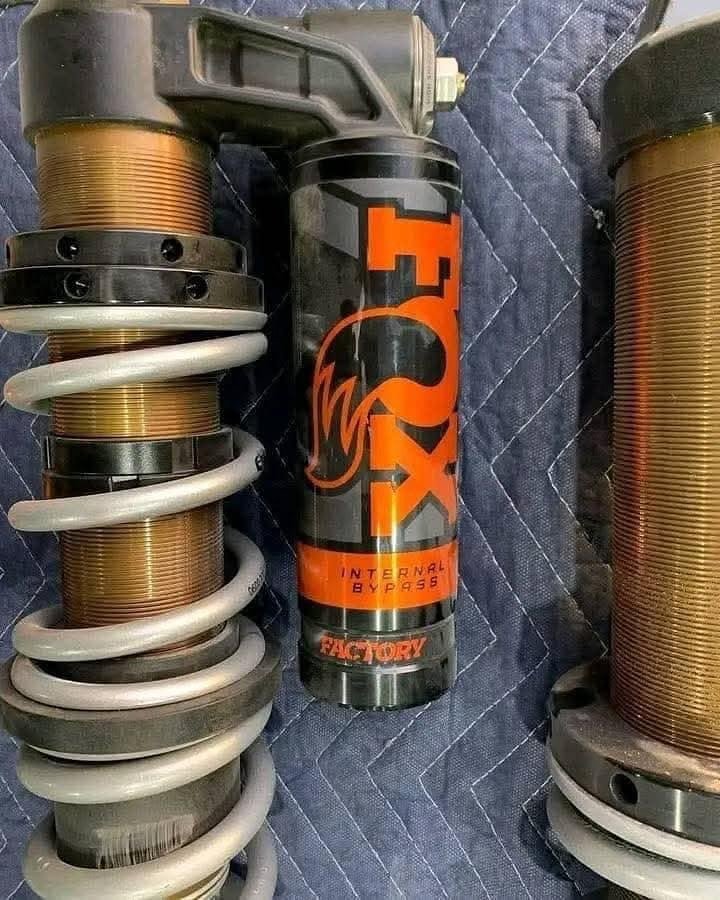 Fox Shock Absorber for Yamaha YFZ and Raptor - Image 3