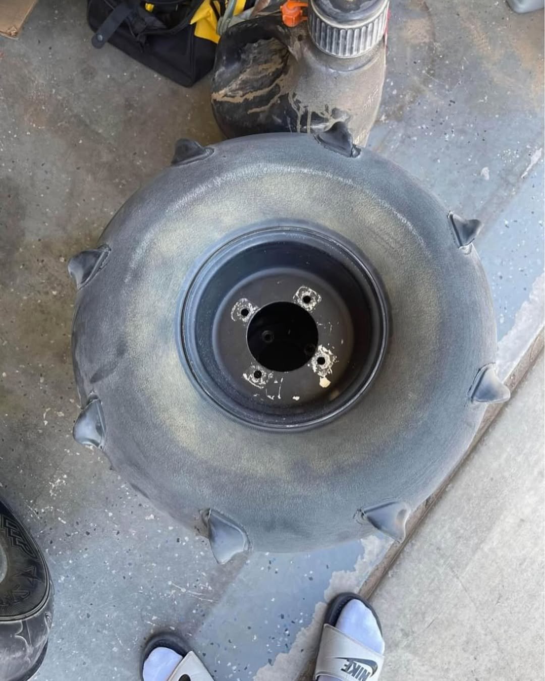 Skat-Trak Paddle Tire for Yamaha YFZ 450 - 21x12x8 - Image 4