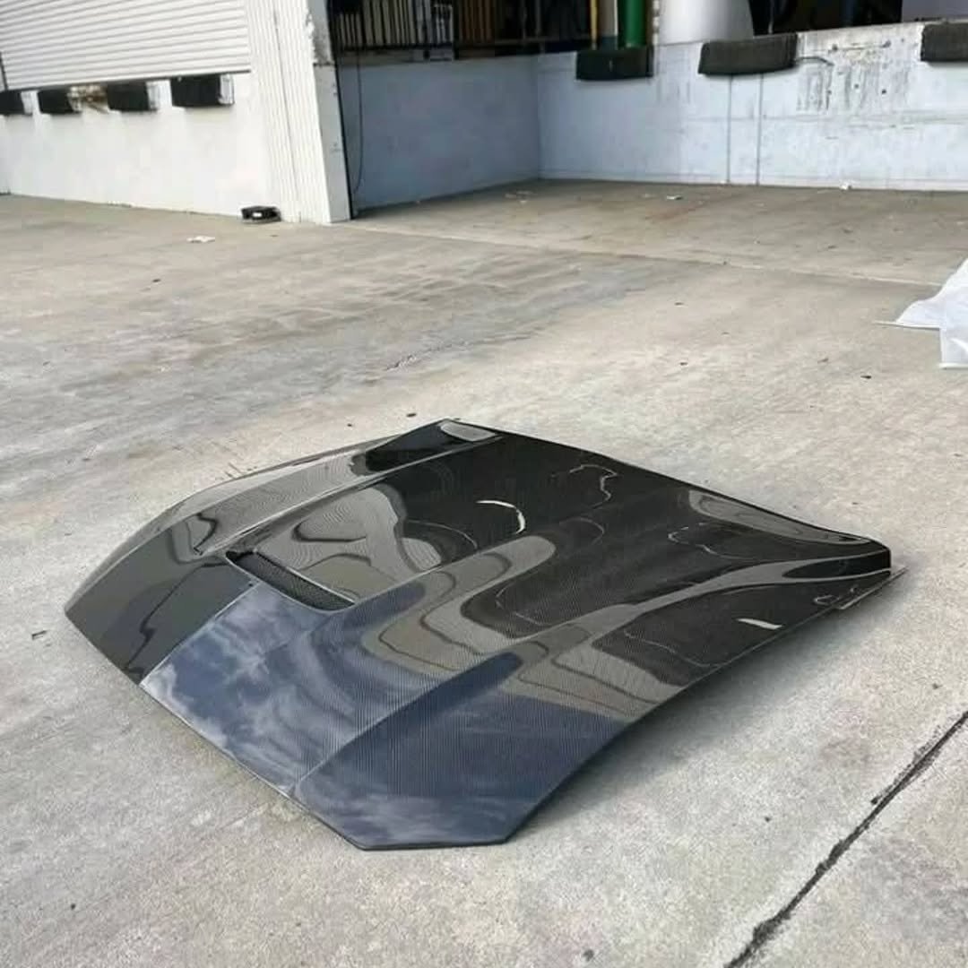 2015-2022 Ford Mustang Shelby GT350 GT5 Carbon Fiber Hood - Image 3