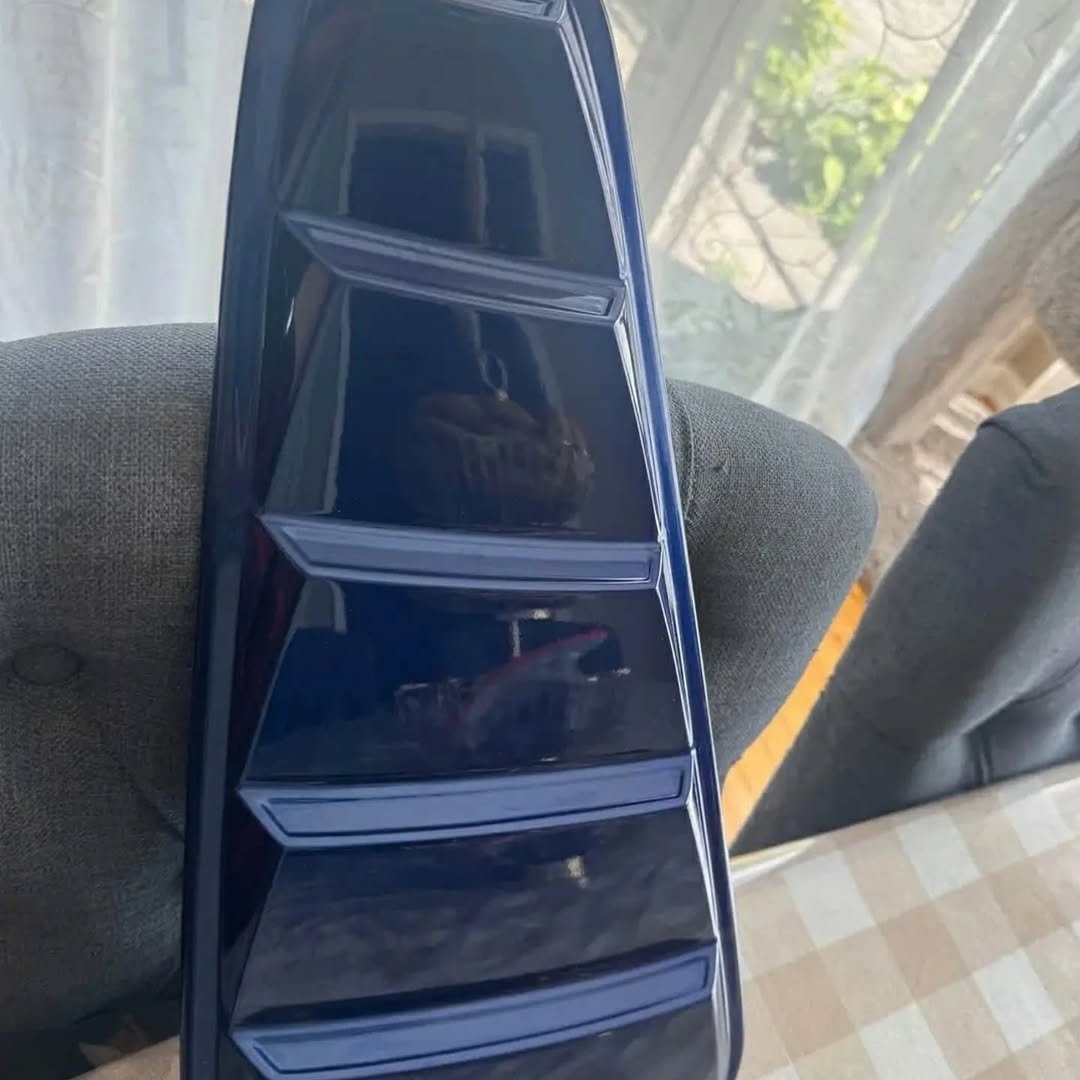 Sonic Blue Ford Mustang Louvers - Image 2