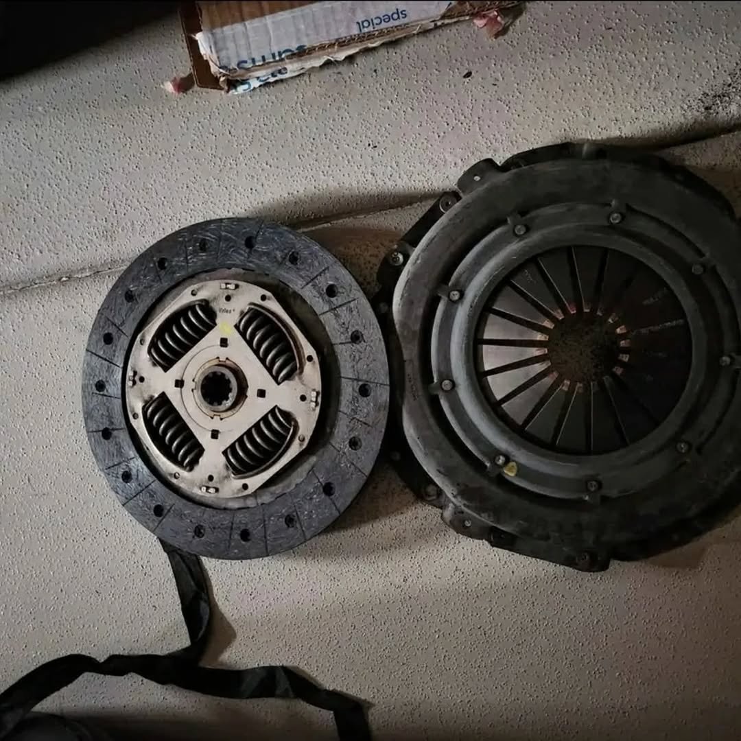 Used Stage 2 Clutch Kit for 05-10 Ford Mustang GT 4.6L