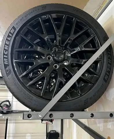 Ford Mustang Hood Scoop