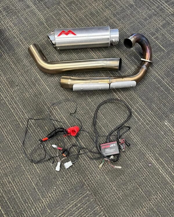 Used Monster Exhaust System with Cuervo Tuned Dynojet PC5 for Yamaha YFZ/Raptor