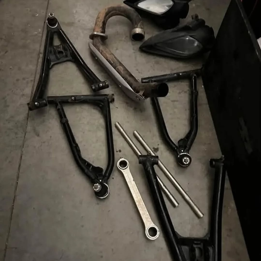 Used 2023 Yamaha Raptor 700 Stock Parts Bundle - Image 4