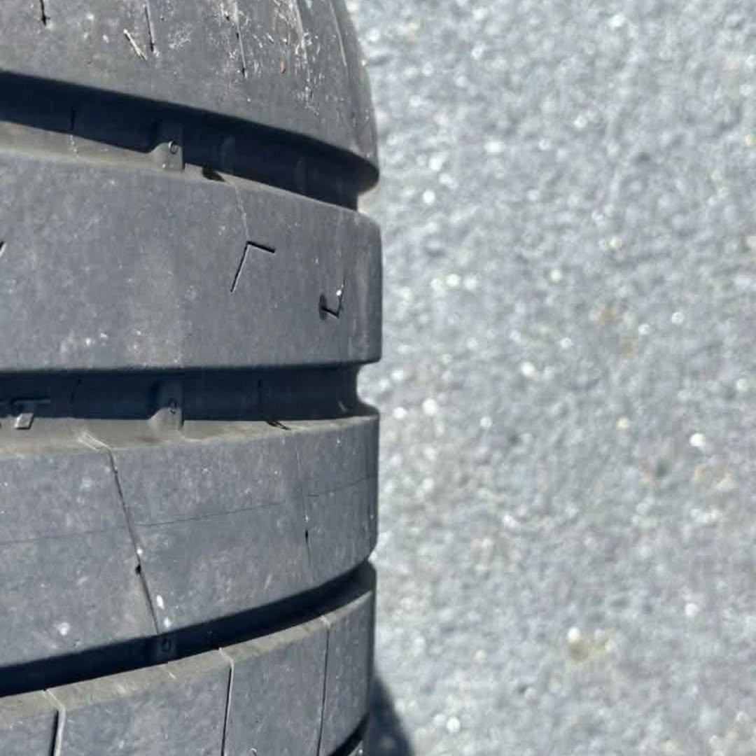 Ford Mustang Dark Horse Handling Pack Wheels with Tires - Image 3